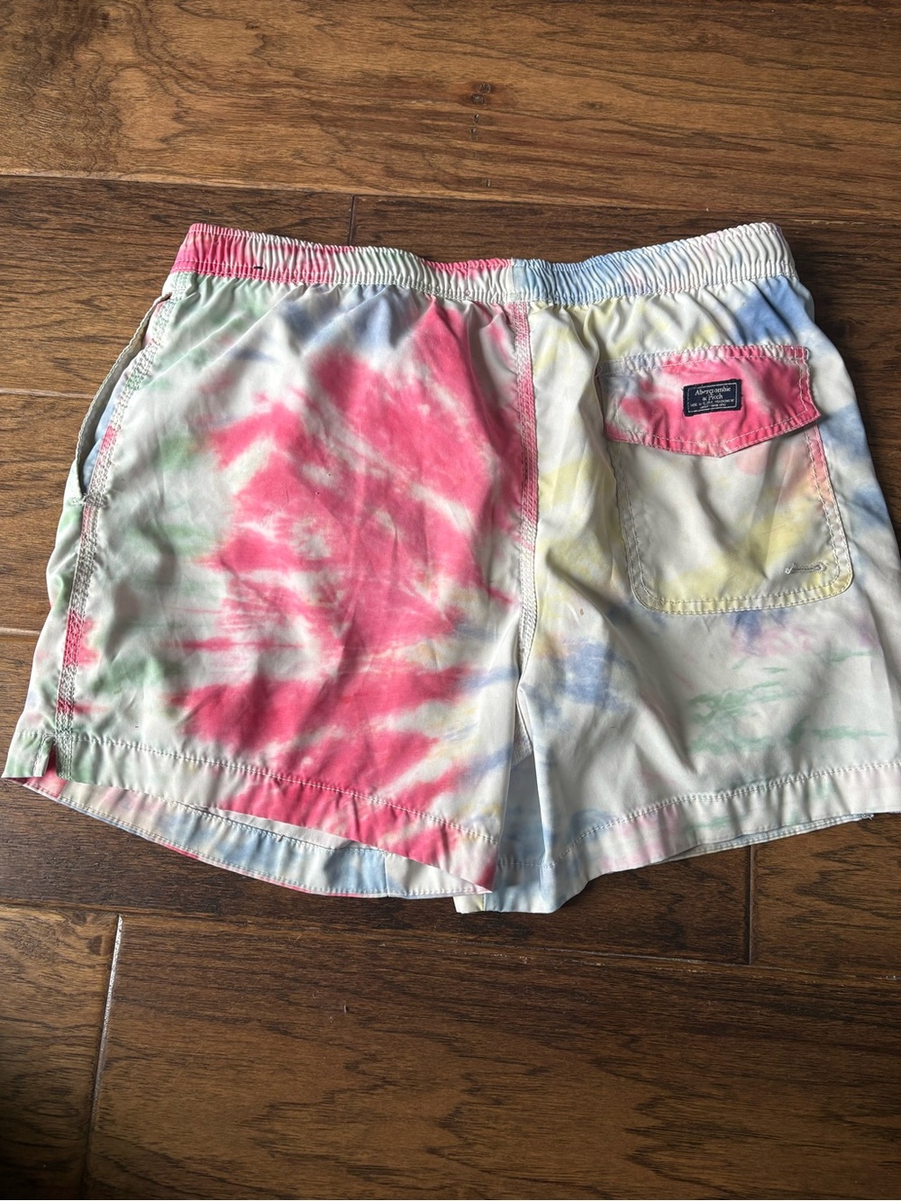 Abercrombie & Fitch Pastel Tie-Dye Swim Shorts - Picture 4 of 7